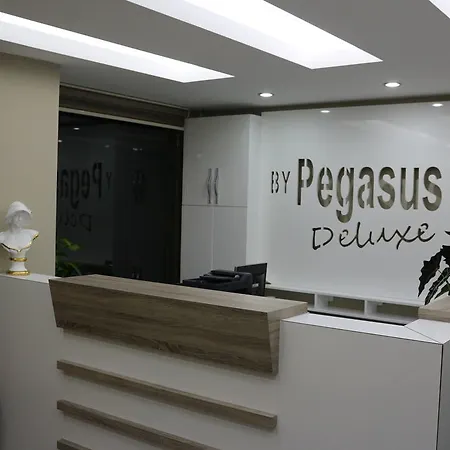 מלון Casa De Sirena Boutique 4*
